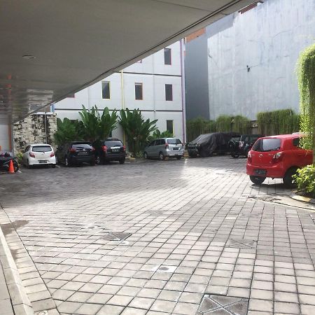 Urban Styles Hitz Kuta Hotel Kuta  Exterior photo