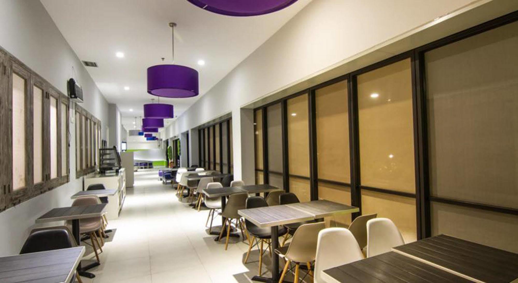 Urban Styles Hitz Kuta Hotel Kuta  Exterior photo